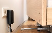 Wandabstandshalter unter dem Pflegebett Regia, Abstand...